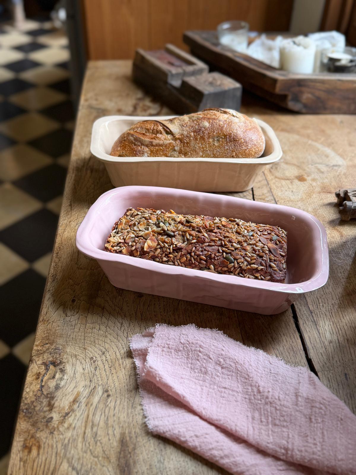 תבנית לחם קרמיקה בעבודת יד